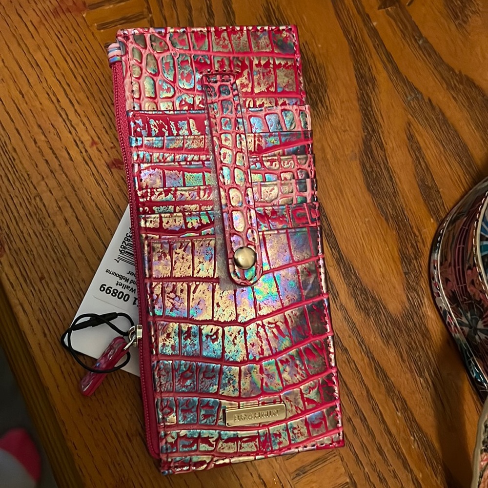 Brahmin credit card wallet Magenta Wonderland Melbourne / genuine leather . NWT